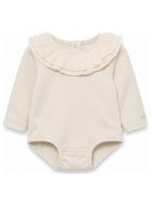Tutina per neonata Donsje Kids beige con colletto con ruches 3051000 00133 DONSJE KIDS 