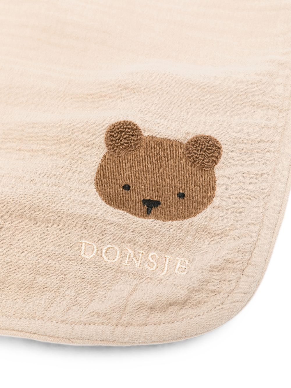 Coperta per neonati Donsje Kids beige con ricamo orsetto sul davanti 7101202 00017 DONSJE KIDS 