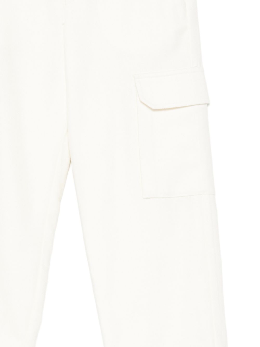 Pantaloni per bambino Eleventy Kids bianchi con patch con logo sul retro EZ6H90 I0233 101 ELEVENTY KIDS 