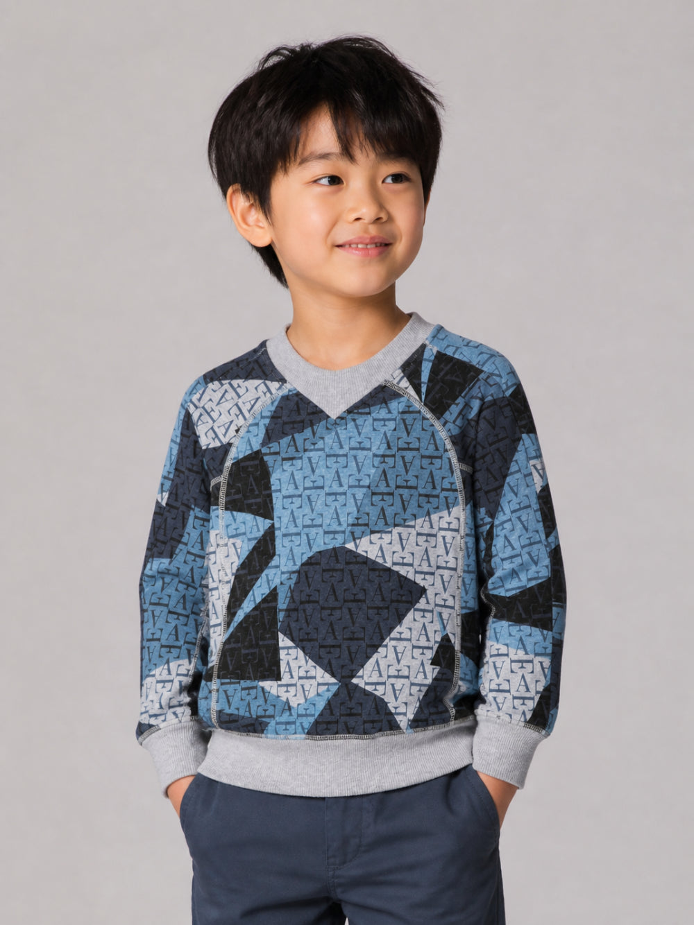 Felpa per bambino Emporio Armani Kids multicolore con stampa logo all-over EB001395 AF26055 F8266 EMPORIO ARMANI KIDS 