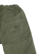 Pantaloni per neonato Emporio Armani Kids verde con applicazione logo EB001469 AF25986 U8114 EMPORIO ARMANI KIDS 