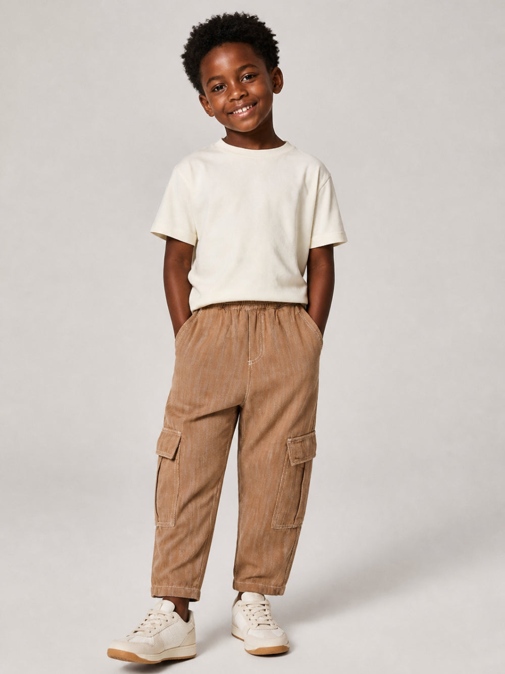 Pantaloni per bambino Emporio Armani Kids marrone con due tasche laterali EB001491 AF25910 U1049 EMPORIO ARMANI KIDS 