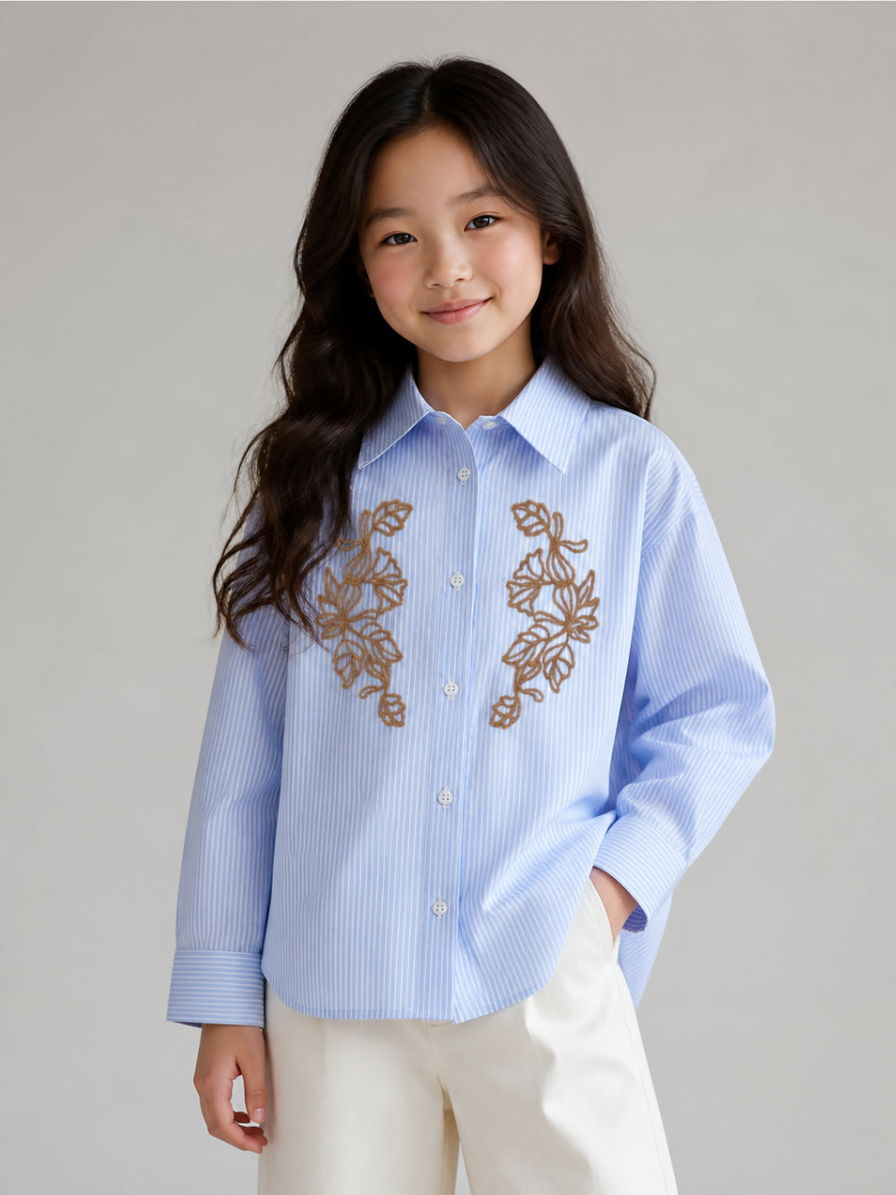 Camicia per bambina Ermanno Scervino Kids azzurra con ricamo a fiori Z1H304 8126 0158 ERMANNO SCERVINO KIDS 