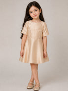Abito per bambina Elie Saab Kids beige con placca con logo sul davanti EFAB128TS0807 BGE ElIE SAAB KIDS 