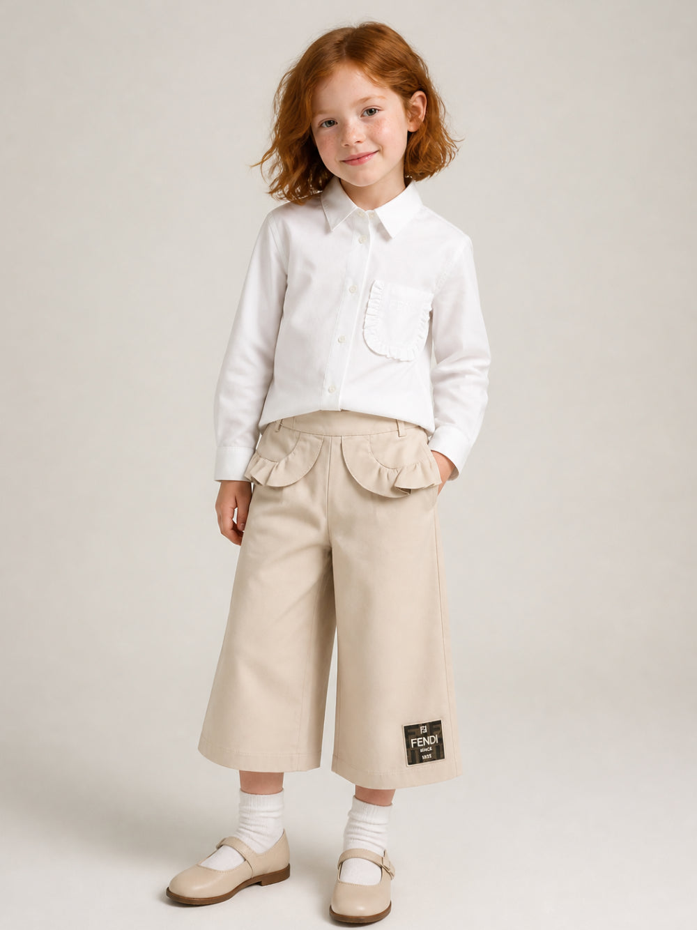 Camicia per bambina Fendi Kids bianca con taschino con ruches sul petto JFC157 AEXZ F0TU9 FENDI KIDS 