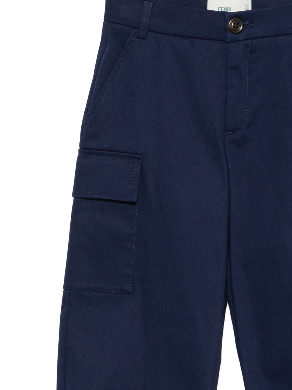 Pantaloni cargo per bambino Fendi Kids blu con patch con logo sul davanti JMF600 AS5Y F1I11 FENDI KIDS 