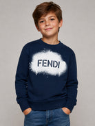 Felpa per bambino Fendi Kids blu con stampa grafica sul davanti JUH118 5V0 F1PMC FENDI KIDS 