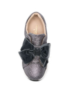 Sneakers per bambina Florens Kids grigie con dettaglio fiocco in velluto E1910 24T GRIGIO FLORENS KIDS 