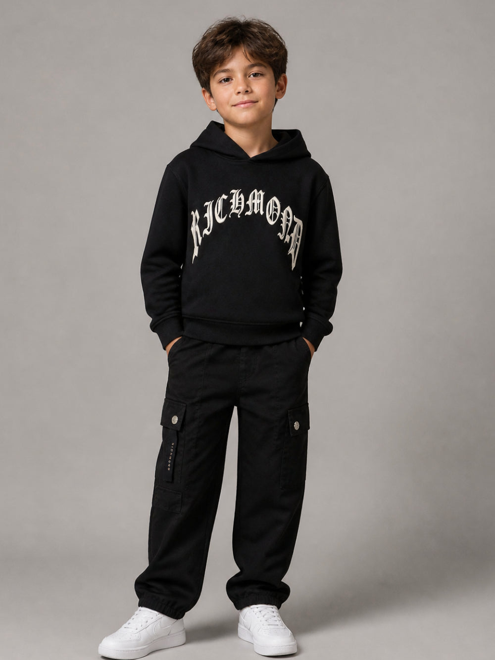Felpa per bambino John Richmond Kids nera con logo sul davanti RBA26041FE BLACK JOHN RICHMOND KIDS 