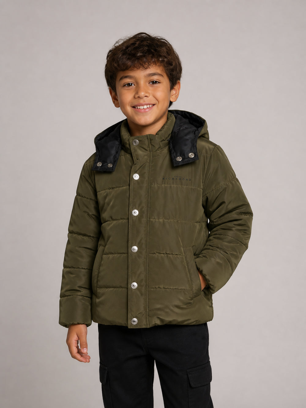 Giubbino per bambino John Richmond Junior verde con cappuccio RBA26174PI OLIVE JOHN RICHMOND KIDS 
