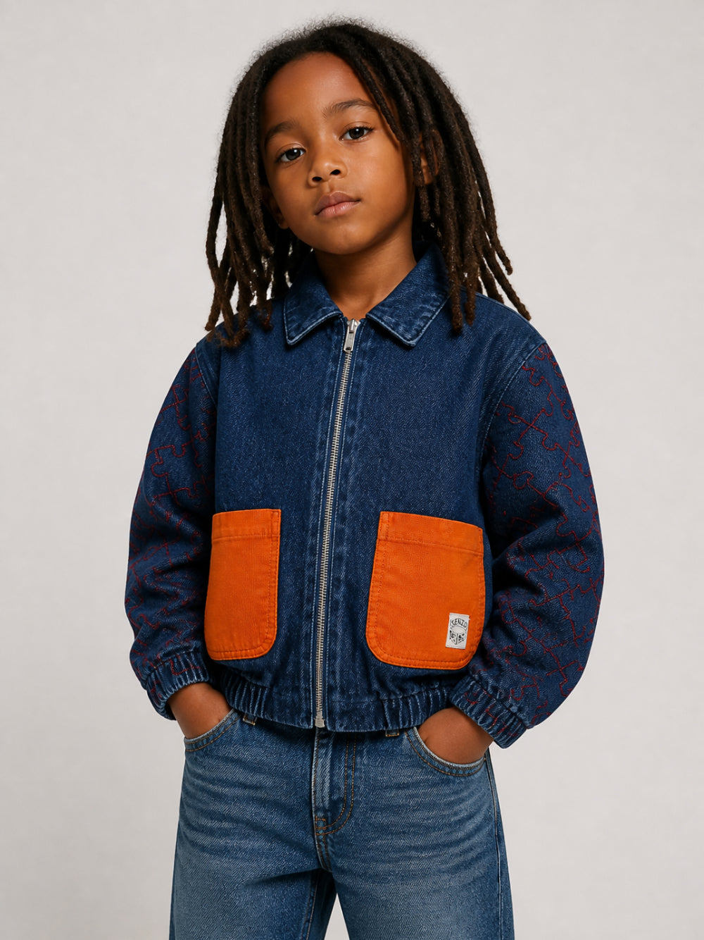 Giubbino per bambino Kenzo Kids blu con stampa grafica sul retro K61922 Z25 KENZO KIDS 