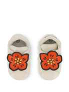 Scarpe primi passi per neonati Kenzo Kids beige con applicazione Flower K62071 117 KENZO KIDS 