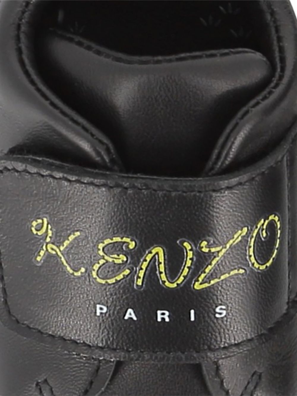 Scarpe primi passi per neonato Kenzo Kids nere con stampa logo K62077 095 KENZO KIDS 