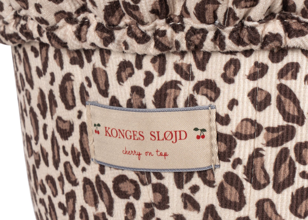 Carrozzina per le bambole Konges Slojd Kids marrone con stampa animalier KS106099 P99077 KONGES SLOJD KIDS 