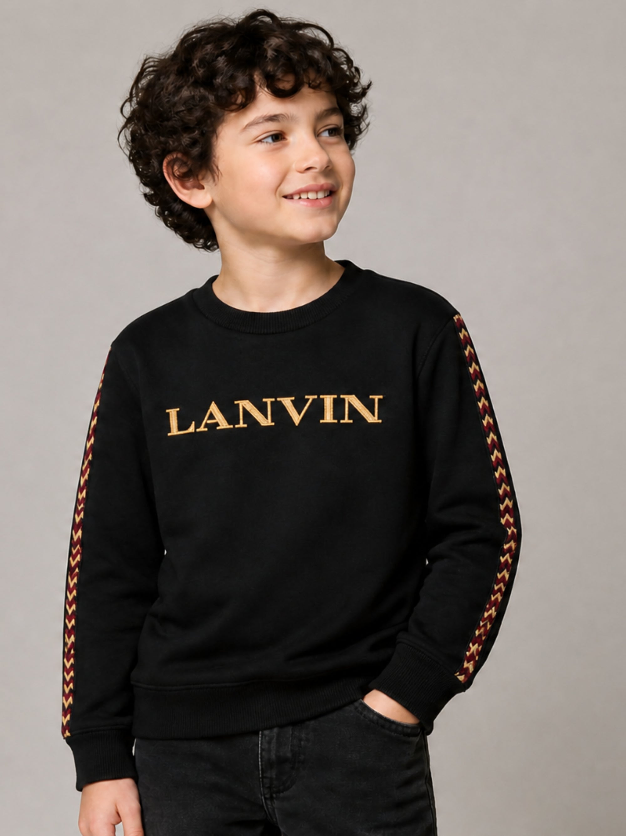 Felpa per bambini Lanvin Enfant nero con ricamo logo sul davanti N30401 09B LANVIN KIDS 