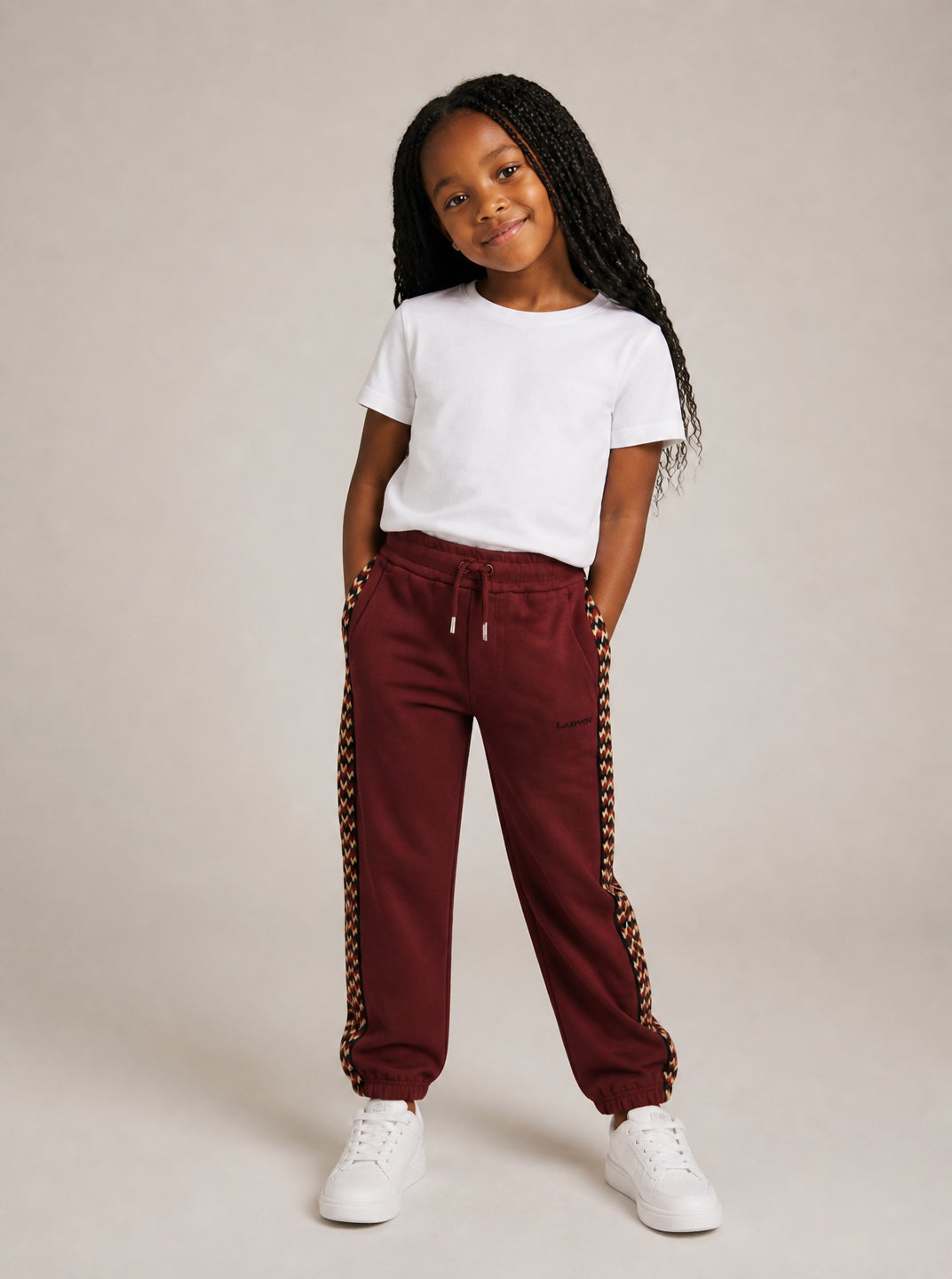 Pantaloni sportivi per bambina Lanvin Kids bordeaux con bande laterali N30425 955 LANVIN KIDS 