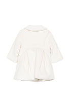 Cappotto per neonata La Stupenderia Kids bianco con dettagli fiocchi in rilievo sul davanti 3CCGB24 H32 LA STUPENDERIA KIDS 