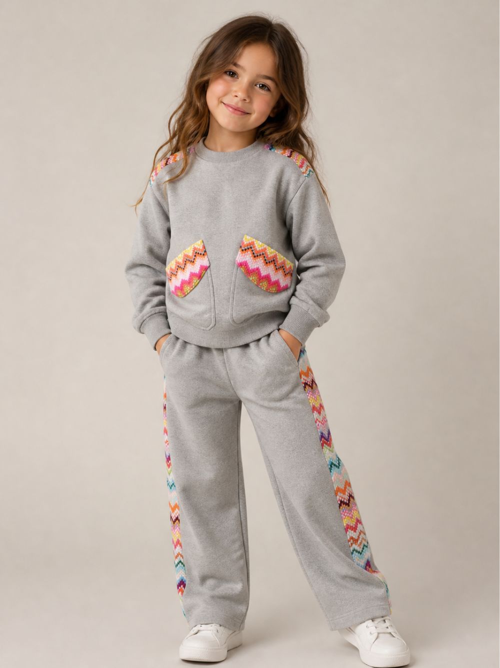 Pantaloni sportivi per bambina Missoni Kids grigia con inserti con motivo a zig-zag MZ6A60 Z4104 806AG MISSONI KIDS 