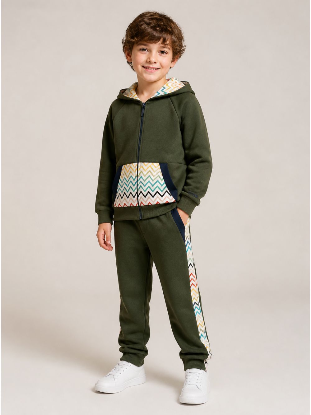 Pantaloni per bambino Missoni Kids verde con bande laterali a zigzag MZ6H10 Z3183 70J MISSONI KIDS 