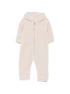 Tutina per neonato Molo Kids beige con applicazione frontale con logo 5W26L302 5645 MOLO KIDS 