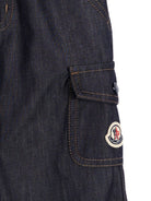 Pantaloni cargo per neonato Moncler Kids in denim blu con tasche laterali L29512A00002599LQ 77A MONCLER KIDS 