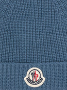 Berretto per neonati Moncler Enfant blu con lavorazione in maglia a coste L29513B00007M1241 71G MONCLER KIDS 