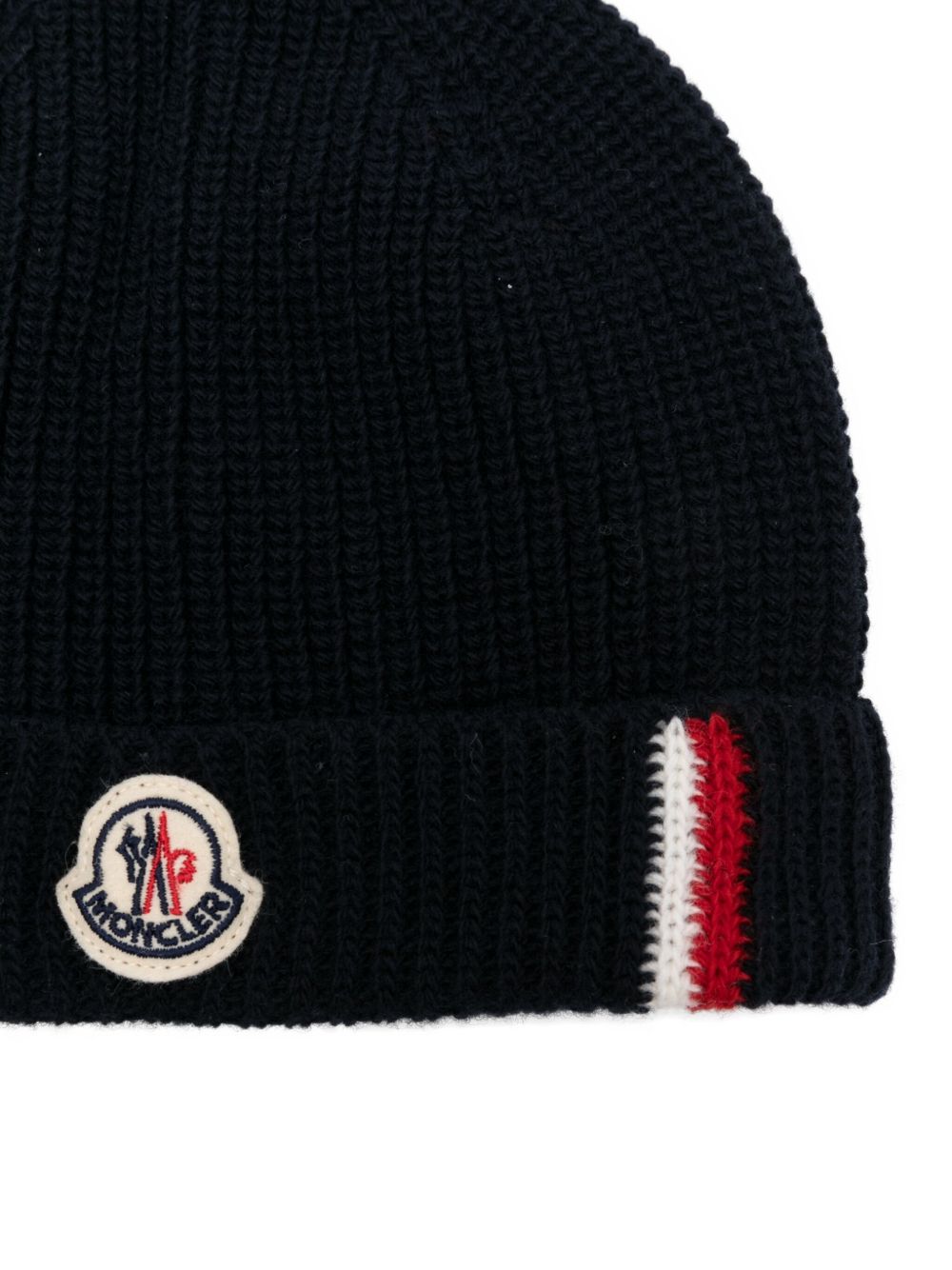 Berretto per neonato Moncler Enfant blu a coste con applicazione L29513B00007M1241 742 MONCLER KIDS 