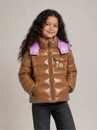Giubbino imbottito per bambina Moncler Kids marrone con cappuccio a contrasto L29541A00003597EU 253 MONCLER KIDS 