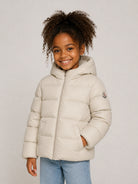 Giacca imbottita per bambini Moncler Kids beige con patch logo sul braccio L29541A0003353A5E 203 MONCLER KIDS 