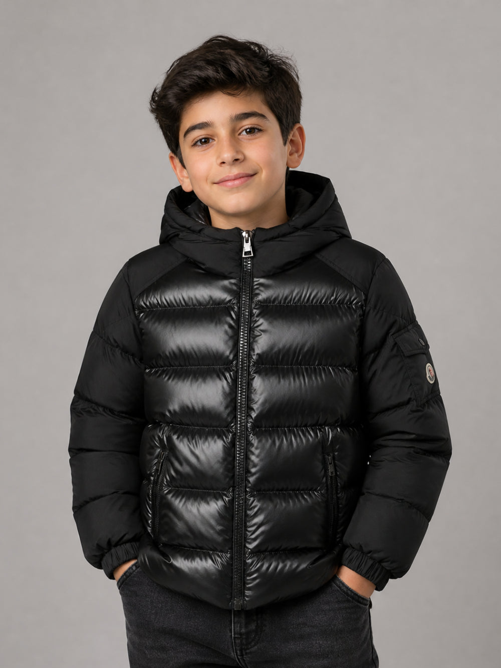 Giubbino Hyoseris per bambino Moncler Kids nero con effetto glossy L29541A00076597YX 999 MONCLER KIDS 