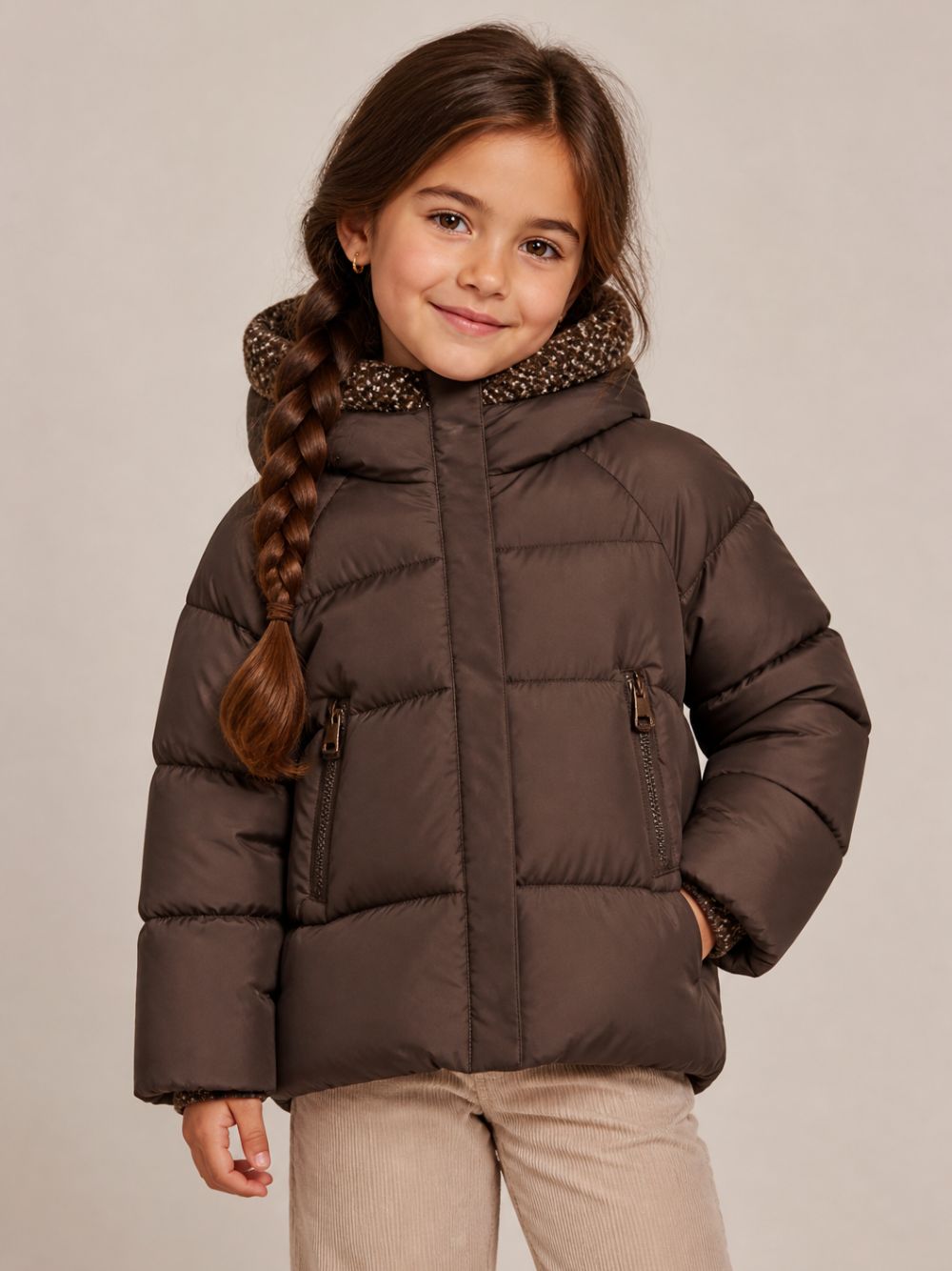 Piumino Duilla per bambina Moncler Kids marrone con cappuccio con finitura in maglia L29541A00102597YW 258 MONCLER KIDS 