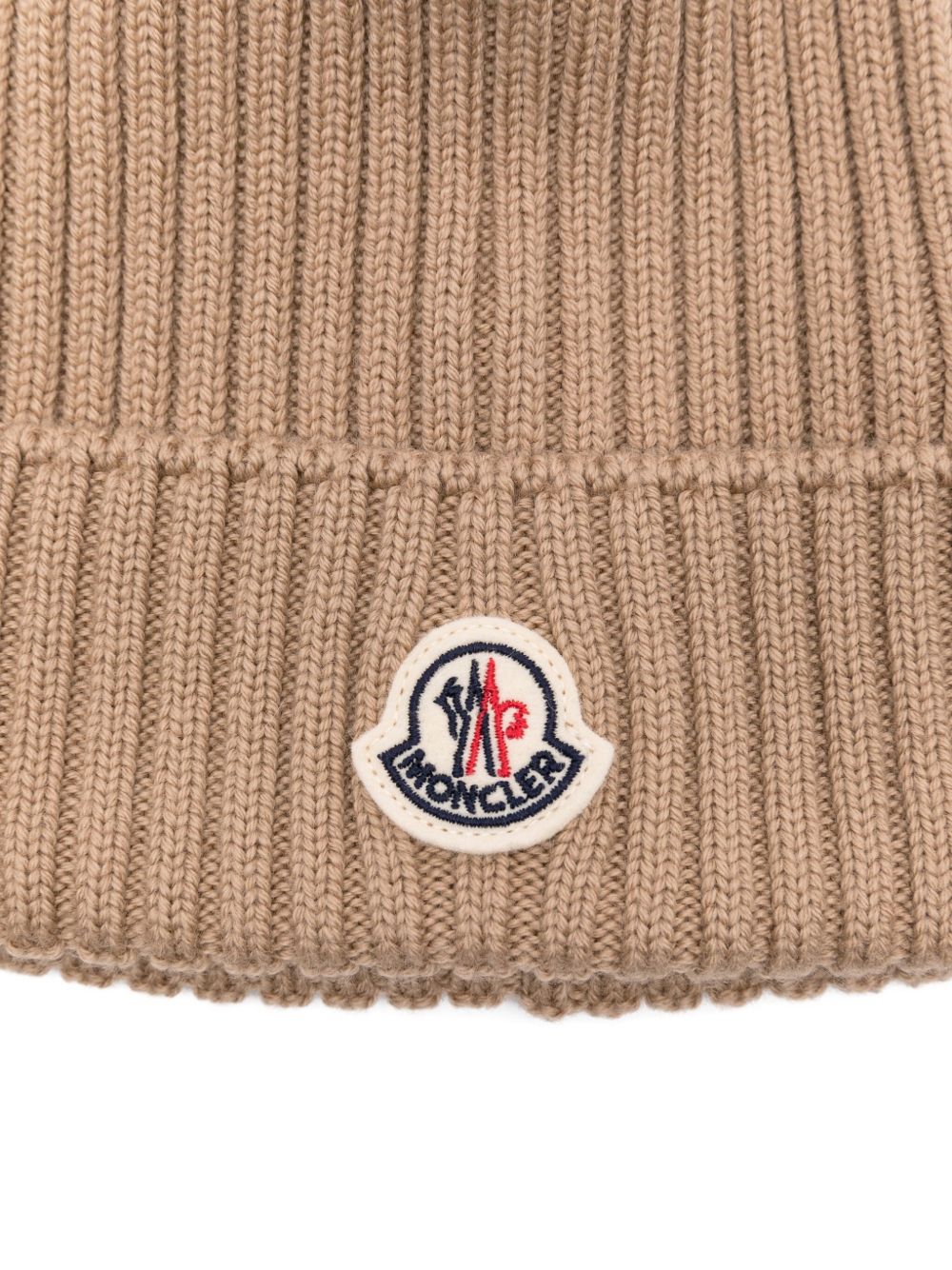 Berretto per bambina Moncler Enfant beige con pompon L29543B00007A9327 231 MONCLER KIDS 