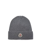 Berretto per bambini Moncler Kids grigio con applicazione logo L29543B00009M1131 981 MONCLER KIDS 