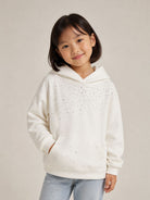 Felpa per bambina Monnalisa Kids bianca con decorazione strass 79H609 8702 0001 MONNALISA KIDS 