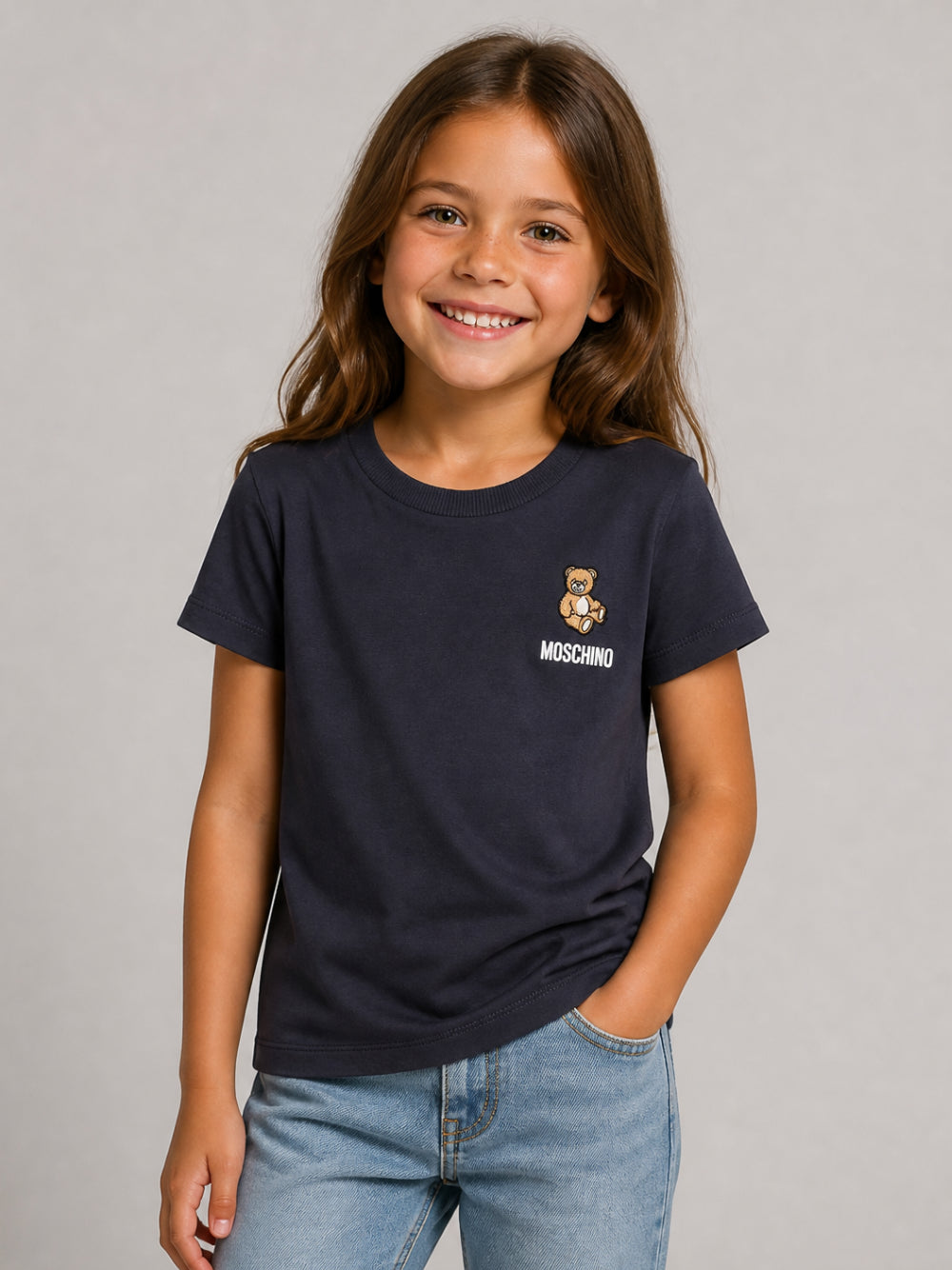 T-shirt per bambini Moschino Kids blu navy con patch orsetto applicata HUM05YLAA59 40016 MOSCHINO KIDS 