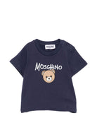 T-shirt per neonato Moschino Kids blu con stampa Teddy Bear sul davanti M6M047LAA34 40016 MOSCHINO KIDS 