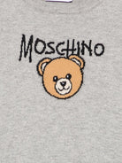Maglione per neonato Moschino Kids grigio con logo ricamato sul davanti M9W00JLHE43 60901 MOSCHINO KIDS 
