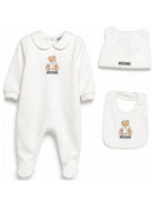 Set tutina, berretto e bavaglino per neonati Moschino Kids bianco con motivo Teddy Bear MNY08BLCA40 10063 MOSCHINO KIDS 