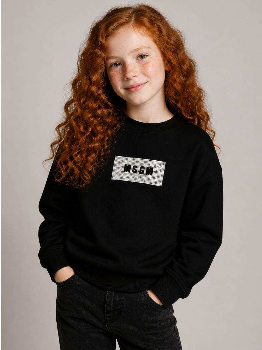 Felpa per bambina MSGM Kids nera con logo sul davanti F6MSJGSW208 110 MSGM KIDS 