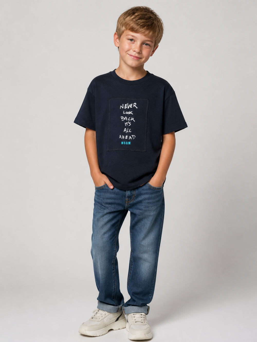 T-shirt per bambino MSGM Kids blu con applicazione sul davanti F6MSJUTH195 MS032 MSGM KIDS 