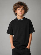 T-shirt per bambino Palm Angels Kids nera con logo sul davanti F6PAJBTH012 110 PALM ANGELS KIDS 