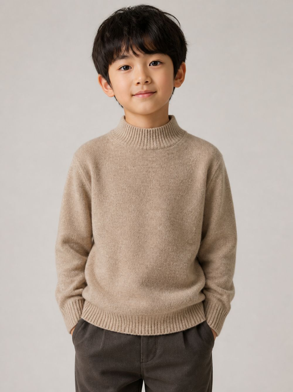 Maglione per bambino Paolo Pecora Kids beige con logo ricamato sul davanti PP4395 GREIG PAOLO PECORA KIDS 