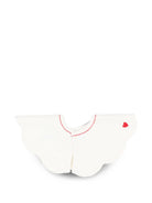 Bavaglino per neonati Petit Bateau Kids bianco con stampa grafica cuoricini A0G9K 01 PETIT BATEAU KIDS 