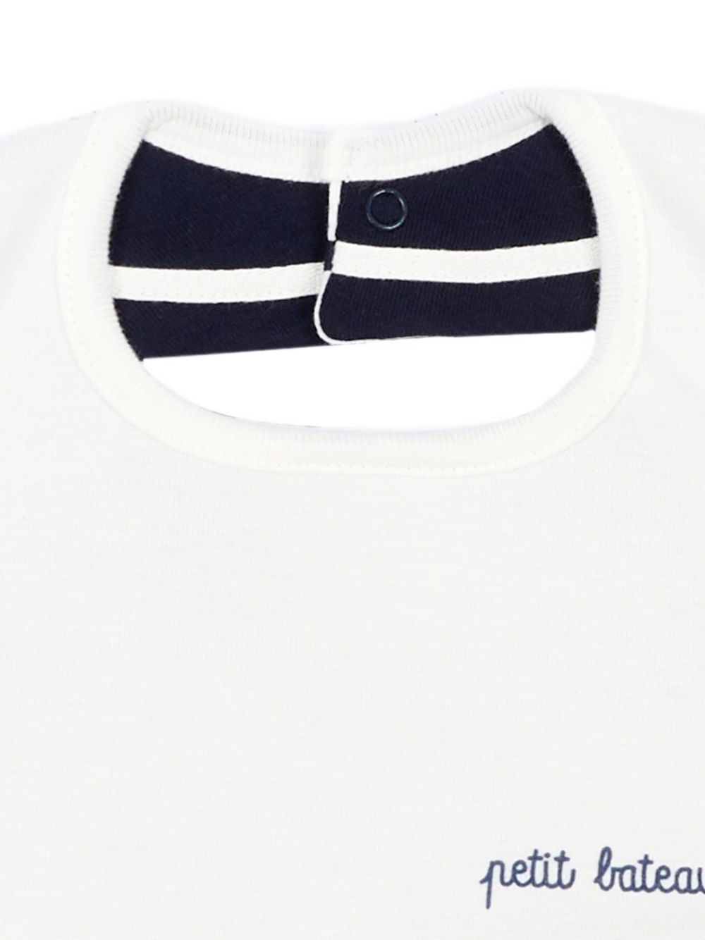 Bavaglino per neonati Petit Bateua Kids bianco con logo ricamato sul davanti A0G9L 01 PETIT BATEAU KIDS 