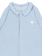 Tutina per neonato Petit Bateau Kids azzurro chiaro con motivo a cuore sul davanti A0GAC 01 PETIT BATEAU KIDS 