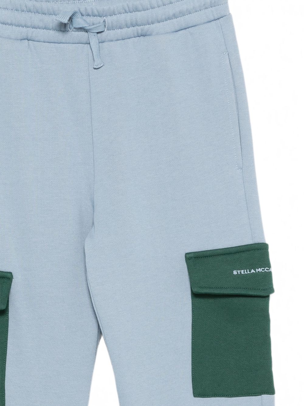 Pantaloni sportivi per bambino Stella McCartney Kids azzurri con due tasche laterali TZ6H90 Z3059 643 STELLA McCARTNEY KIDS 