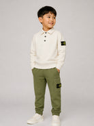 Pantaloni cargo per bambino Stone Island Kids verde con applicazione sulla gamba L2S166200002S0A20 V005G STONE ISLAND KIDS 