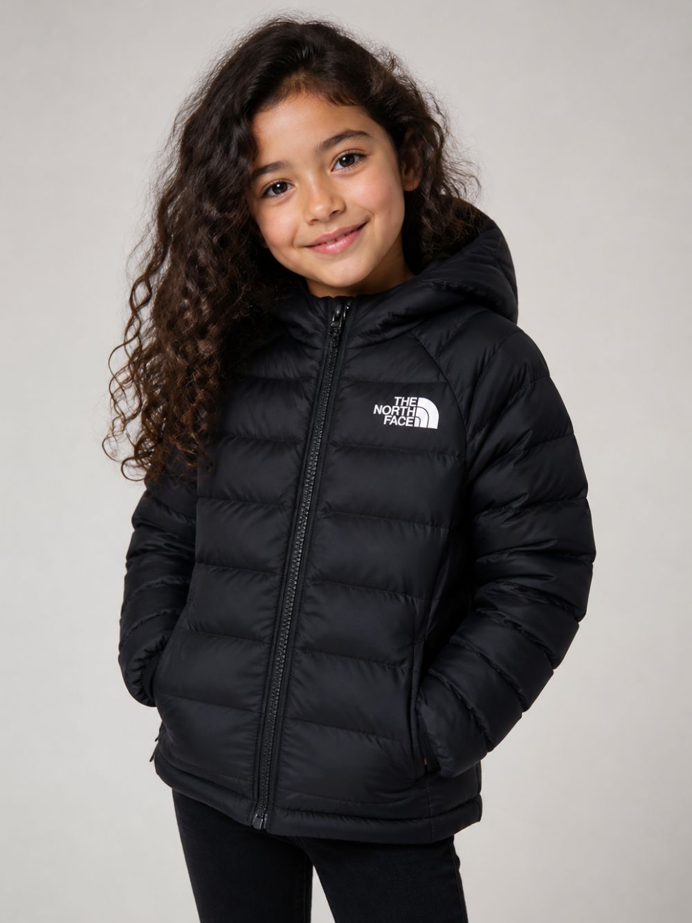 Giubbino Perrito per bambini The North Face Kids nero con logo stampato sul davanti NF0A88VJ WOO1 THE NORTH FACE KIDS 
