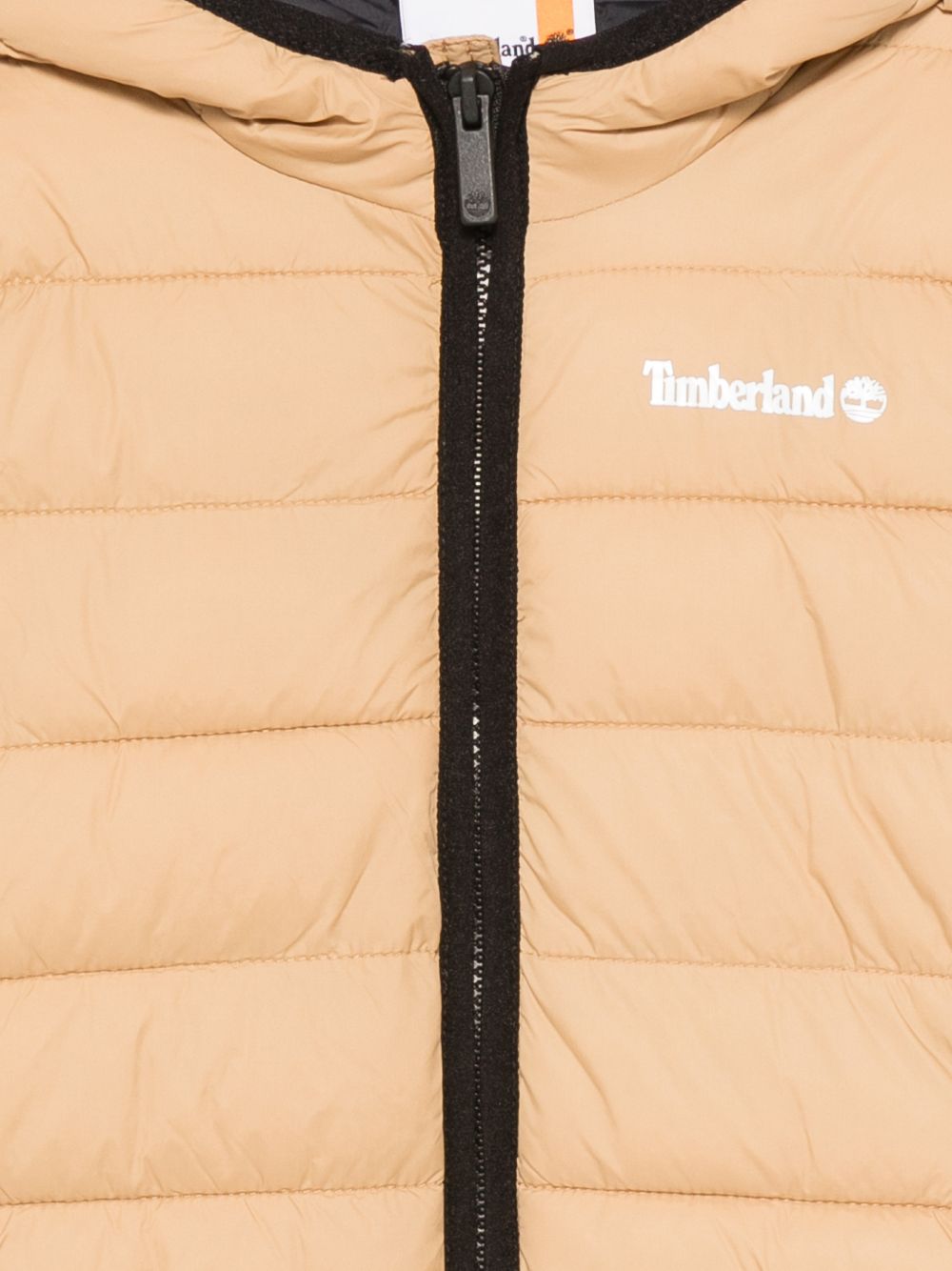 Giubbino per bambino Timberland Kids beige con stampa logo sul petto T60377 230 TIMBERLAND KIDS 