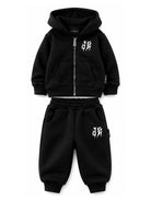 Tuta sportiva per neonato John Richmond Kids nera con logo ricamato sul davanti RIA26035CF BLACK JOHN RICHMOND KIDS 